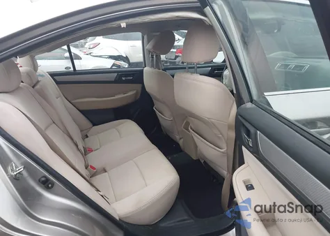 2017 Subaru Legacy 2.5I Premium из США, поврежденный, VIN 4S3BNAC66H3039637